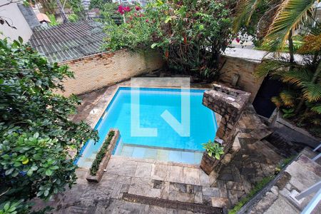 Casa à venda com 360m², 3 quartos e 3 vagasPiscina