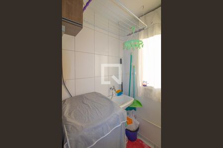 Cozinha e Área de Serviço de apartamento à venda com 2 quartos, 44m² em Mato Grande, Canoas