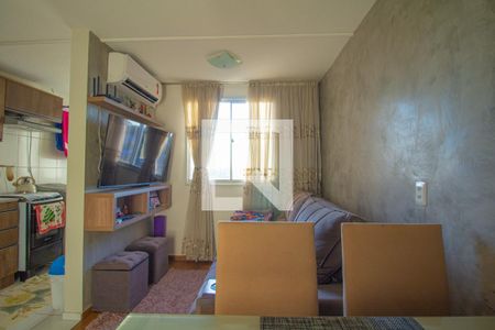 Sala/Cozinha de apartamento à venda com 2 quartos, 44m² em Mato Grande, Canoas