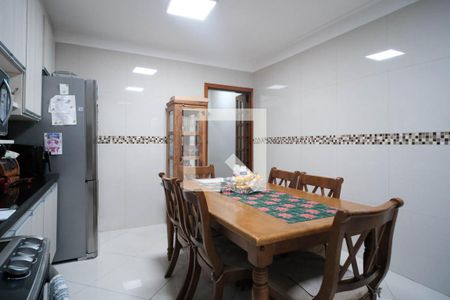 Casa à venda com 125m², 3 quartos e 2 vagasCozinha
