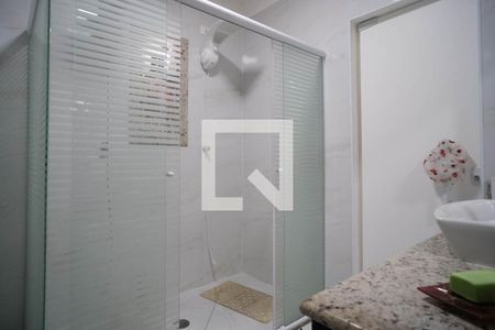 Casa à venda com 125m², 3 quartos e 2 vagasBanheiro da Suíte