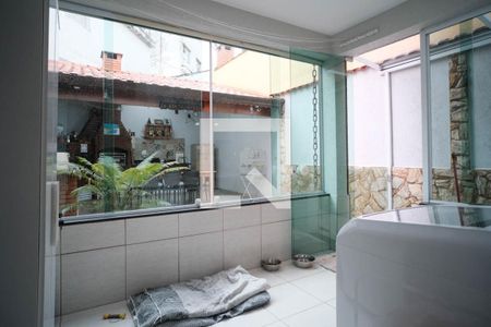 Casa à venda com 125m², 3 quartos e 2 vagasÁrea de Serviço