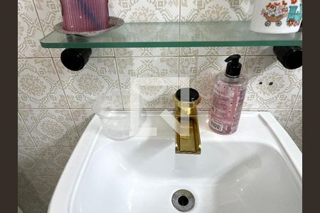 Casa à venda com 270m², 2 quartos e 3 vagasBanheiro 