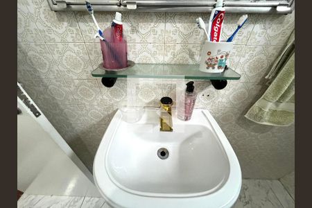 Casa à venda com 270m², 2 quartos e 3 vagasBanheiro 