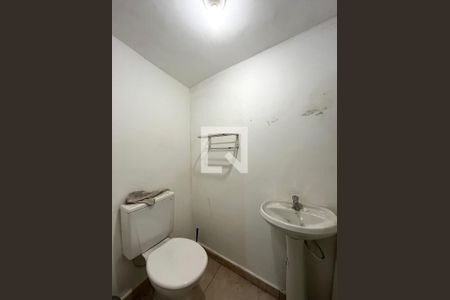 Casa à venda com 270m², 2 quartos e 3 vagasBanheiro Garagem 