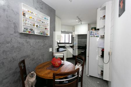 Apartamento à venda com 115m², 3 quartos e 3 vagasCozinha