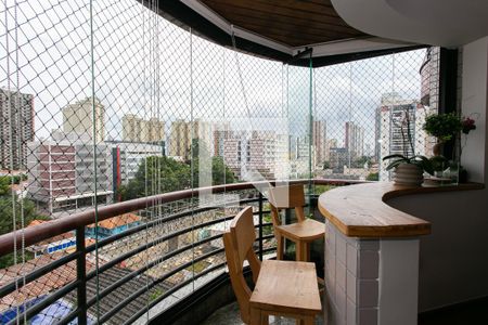 Apartamento à venda com 115m², 3 quartos e 3 vagasSacada