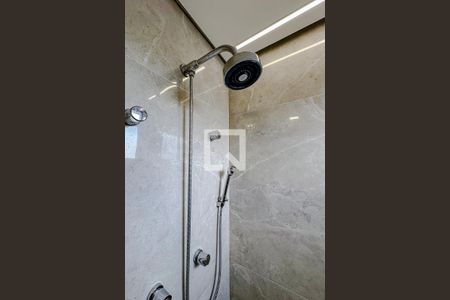 Apartamento à venda com 126m², 3 quartos e 2 vagasBanheiro da Suíte 1