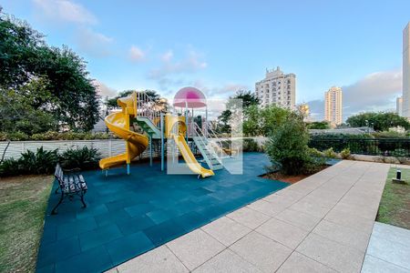 Apartamento à venda com 126m², 3 quartos e 2 vagasÁrea comum - Playground