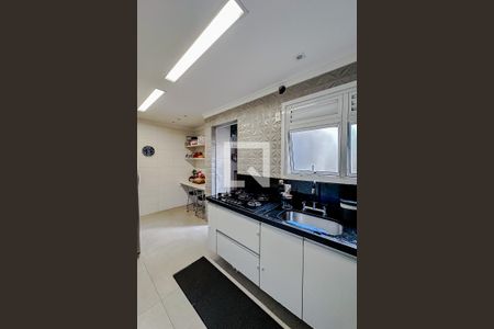 Apartamento à venda com 126m², 3 quartos e 2 vagasCozinha