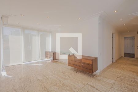 Sala 2 de casa para alugar com 4 quartos, 500m² em Vila Ida, São Paulo