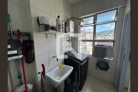 Apartamento à venda com 85m², 2 quartos e 1 vagaÁrea de Serviço