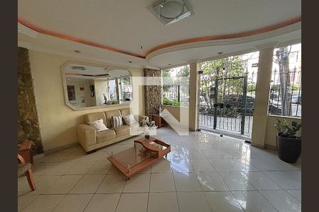 Apartamento à venda com 85m², 2 quartos e 1 vagaHall de entrada