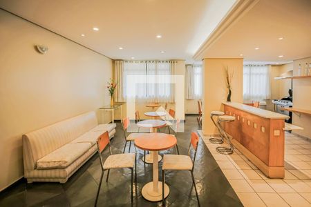 Apartamento à venda com 74m², 3 quartos e 1 vagaÁrea comum - Salão de festas