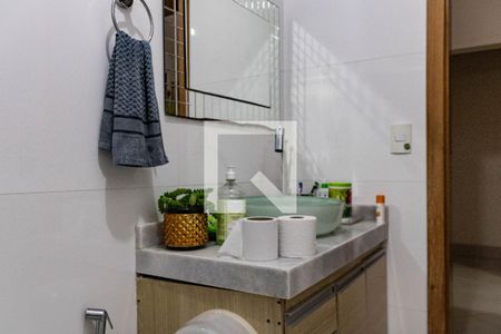 Casa à venda com 300m², 4 quartos e 2 vagasBanheiro Social