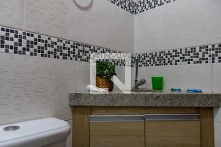 Casa à venda com 300m², 4 quartos e 2 vagasBanheiro da Suíte 2