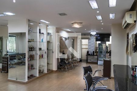 Casa à venda com 300m², 4 quartos e 2 vagasÁrea comum