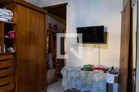 Casa à venda com 300m², 4 quartos e 2 vagasSuíte 2