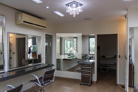 Casa à venda com 300m², 4 quartos e 2 vagasÁrea comum