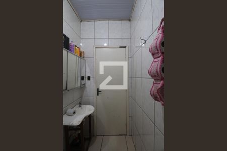 Casa à venda com 80m², 3 quartos e 2 vagasBanheiro