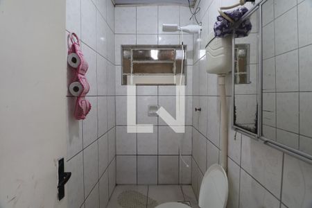 Casa à venda com 80m², 3 quartos e 2 vagasBanheiro
