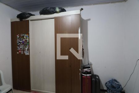 Casa à venda com 80m², 3 quartos e 2 vagasQuarto 3