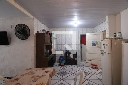 Casa à venda com 80m², 3 quartos e 2 vagasCozinha