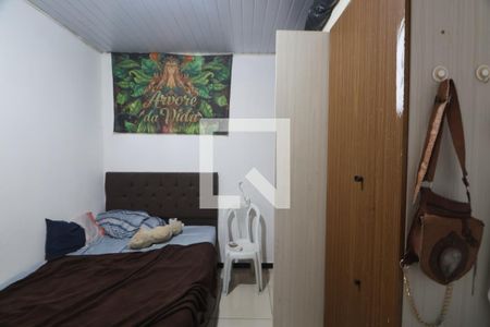 Casa à venda com 80m², 3 quartos e 2 vagasQuarto 3