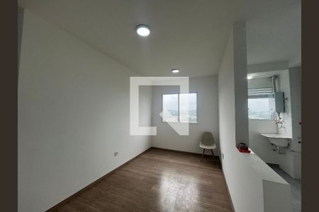 Sala de apartamento para alugar com 2 quartos, 43m² em Jardim Saude, Suzano