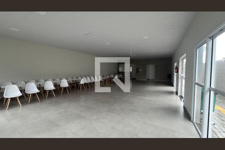 Apartamento para alugar com 43m², 2 quartos e 1 vaga Apartamento para alugar com 43m², 2 quartos e 1 vagaÁrea comum - Salão de festas