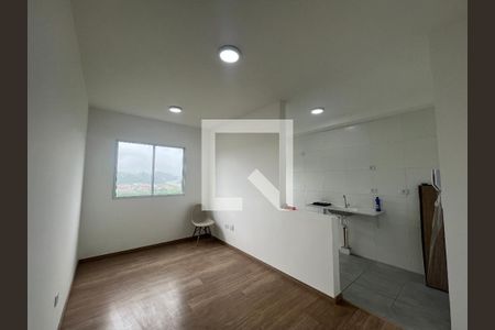 Sala de apartamento para alugar com 2 quartos, 43m² em Jardim Saude, Suzano
