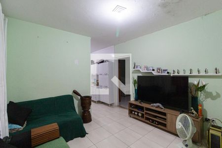 Casa à venda com 505m², 5 quartos e 4 vagas Casa à venda com 505m², 5 quartos e 4 vagasSala