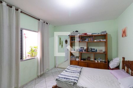 Casa à venda com 505m², 5 quartos e 4 vagas Casa à venda com 505m², 5 quartos e 4 vagasQuarto 1