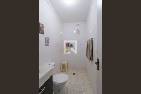 Casa à venda com 505m², 5 quartos e 4 vagas Casa à venda com 505m², 5 quartos e 4 vagasBanheiro