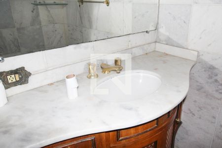 Apartamento para alugar com 75m², 2 quartos e 1 vagaBanheiro