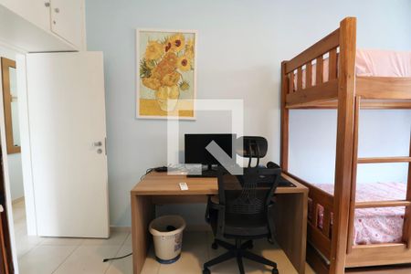Quarto de apartamento para alugar com 2 quartos, 85m² em Centro, Guarujá