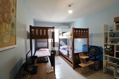 Quarto de apartamento para alugar com 2 quartos, 85m² em Centro, Guarujá