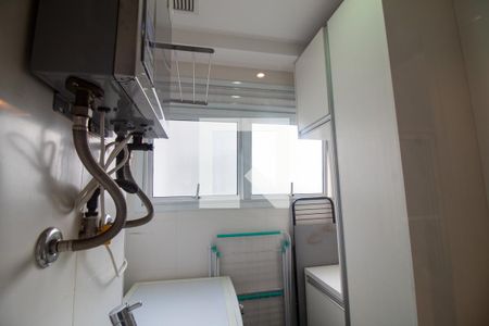 Apartamento à venda com 69m², 2 quartos e 1 vagaÁrea de Serviço