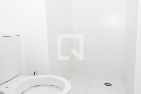 Apartamento para alugar com 34m², 2 quartos e sem vaga Apartamento para alugar com 34m², 2 quartos e sem vagaBanheiro
