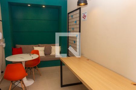 Apartamento para alugar com 34m², 2 quartos e sem vaga Apartamento para alugar com 34m², 2 quartos e sem vagaCoworking