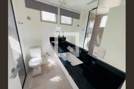 Apartamento à venda com 144m², 2 quartos e 2 vagas Apartamento à venda com 144m², 2 quartos e 2 vagasBanheiro