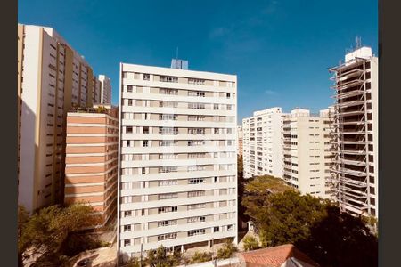 Apartamento à venda com 144m², 2 quartos e 2 vagas Apartamento à venda com 144m², 2 quartos e 2 vagasVista