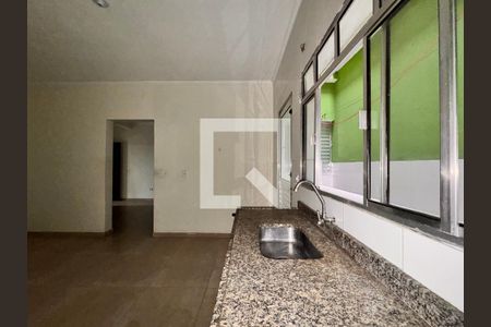 Casa para alugar com 45m², 1 quarto e sem vaga Casa para alugar com 45m², 1 quarto e sem vagaCozinha