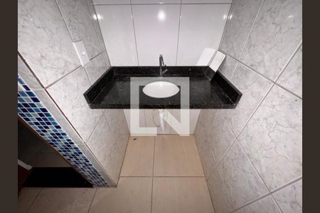 Casa para alugar com 45m², 1 quarto e sem vaga Casa para alugar com 45m², 1 quarto e sem vagaBanheiro