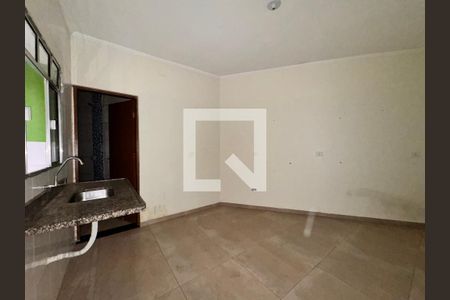 Casa para alugar com 45m², 1 quarto e sem vaga Casa para alugar com 45m², 1 quarto e sem vagaCozinha