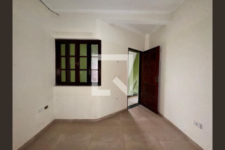 Casa para alugar com 45m², 1 quarto e sem vaga Casa para alugar com 45m², 1 quarto e sem vagaSala