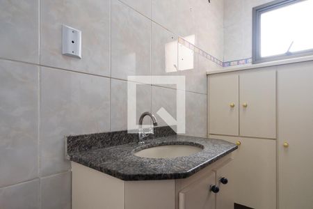 Apartamento para alugar com 74m², 2 quartos e 1 vagaBanheiro
