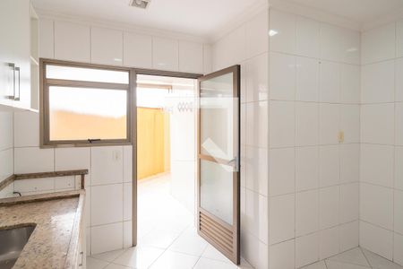Apartamento para alugar com 74m², 2 quartos e 1 vagaCozinha