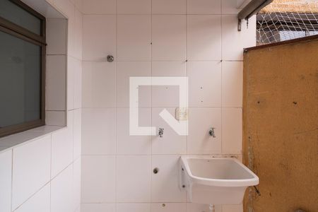 Apartamento para alugar com 74m², 2 quartos e 1 vagaÁrea de serviço