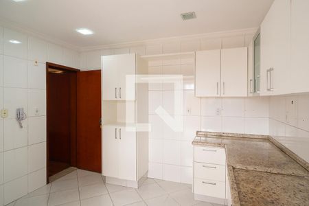 Cozinha de apartamento para alugar com 2 quartos, 74m² em Nova Gerti, São Caetano do Sul